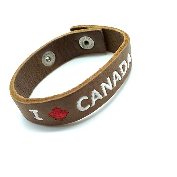 Roots Brand I Love Canada Leather Bracelet Unisex - Picture 2 of 7